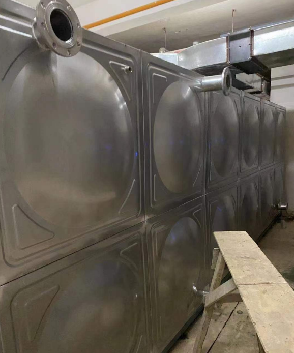 德阳日常维护不锈钢水箱的流程是怎样的